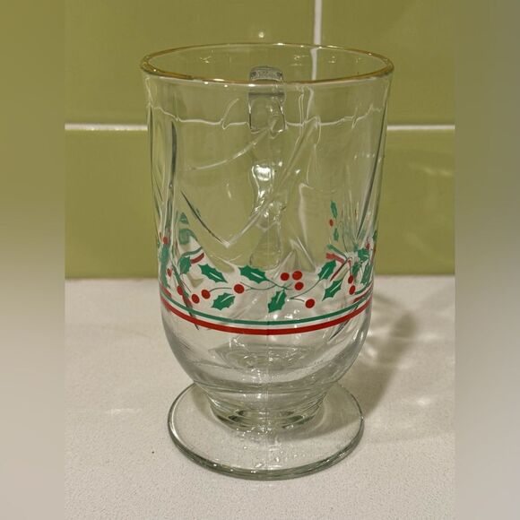 Vintage Arby’s Christmas Holly & Berries Footed Glass with Gold Trim - Picture 5 of 5